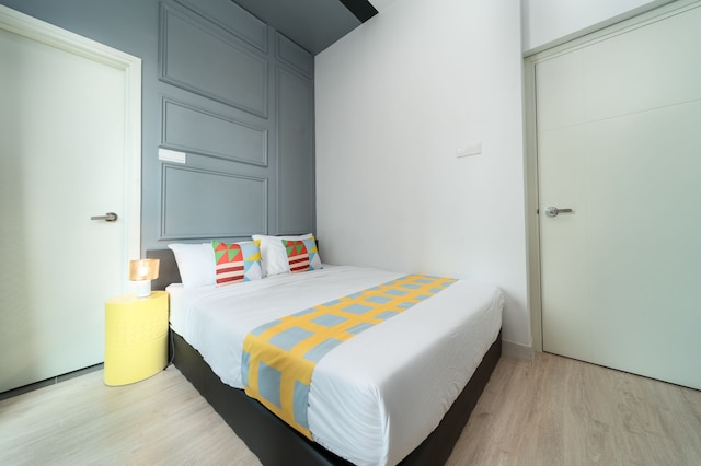 OYO ホーム 89392、素晴らしいベッドルーム 2 室、アルテ プラス