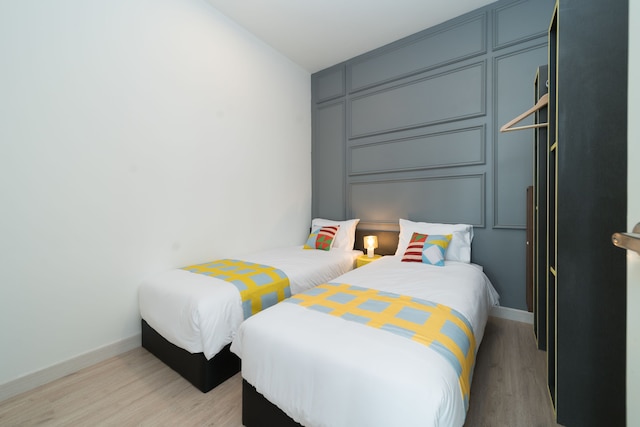 OYO ホーム 89392、素晴らしいベッドルーム 2 室、アルテ プラス