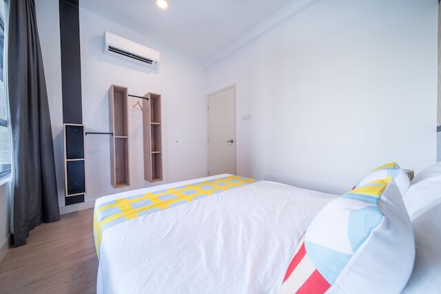 OYO ホーム 89396、素晴らしいベッドルーム 3 室、アルテ プラス