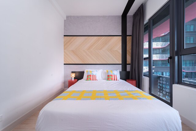 OYO ホーム 89396、素晴らしいベッドルーム 3 室、アルテ プラス