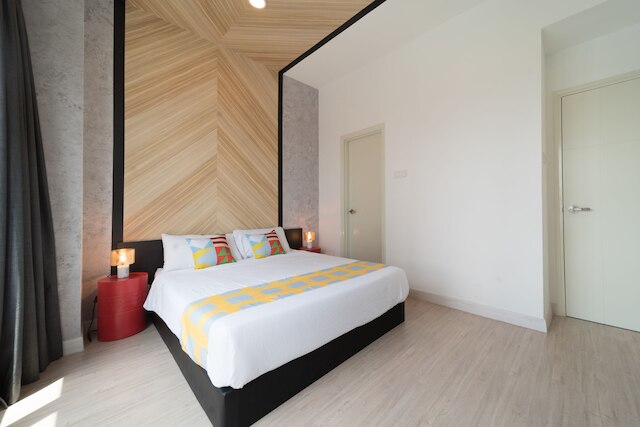 OYO ホーム 89396、素晴らしいベッドルーム 3 室、アルテ プラス