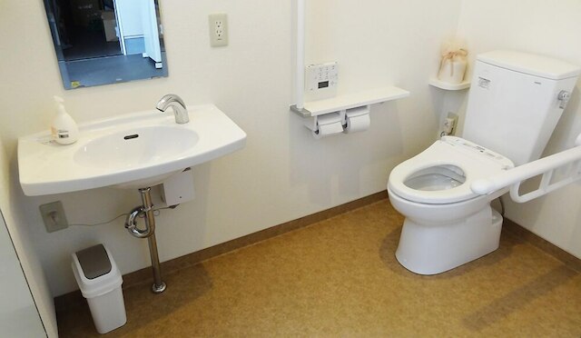 ファミリーロッジ旅籠屋・新居浜店