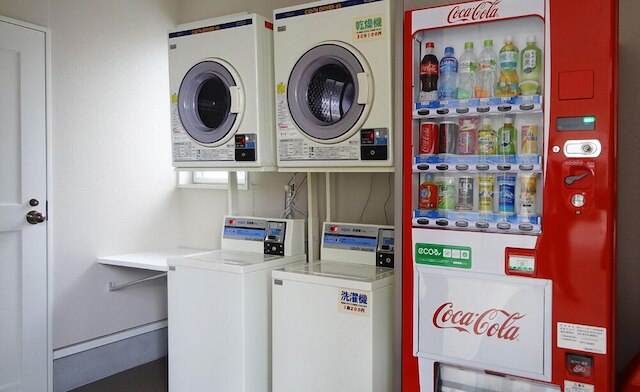 ファミリーロッジ旅籠屋・鳴門駅前店