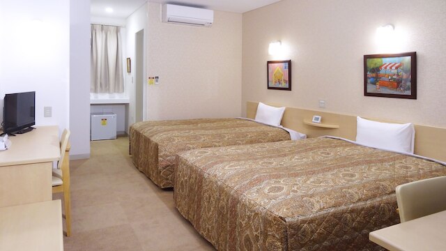 ファミリーロッジ旅籠屋・大阪港店