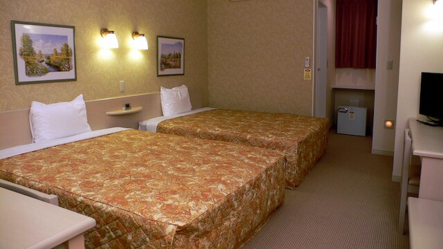 ファミリーロッジ旅籠屋・寒河江店