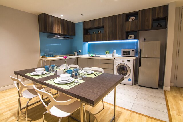 ディーマジェスティック プレイス、ホームズ アジアン 5