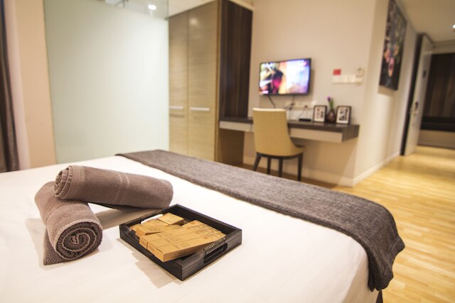 ディーマジェスティック プレイス、ホームズ アジアン 5