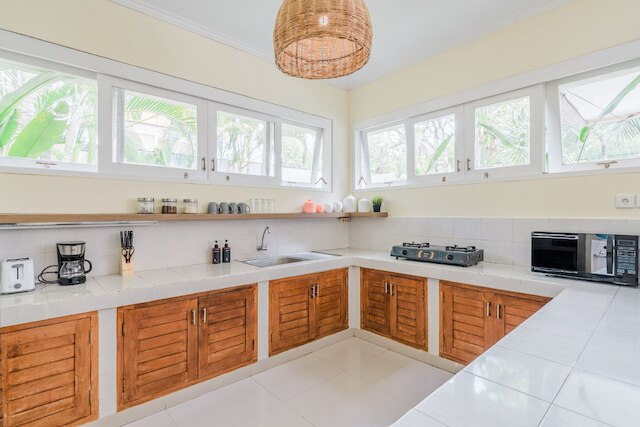 AV ヴィラ メラティ