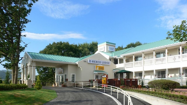 ファミリーロッジ旅籠屋・佐野 SA 店