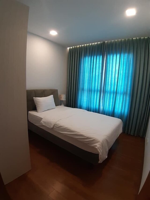 アペニン コンドミニアム