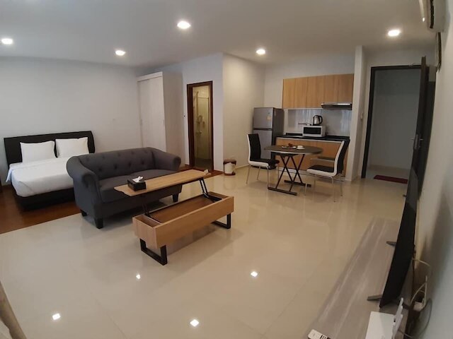 アペニン コンドミニアム