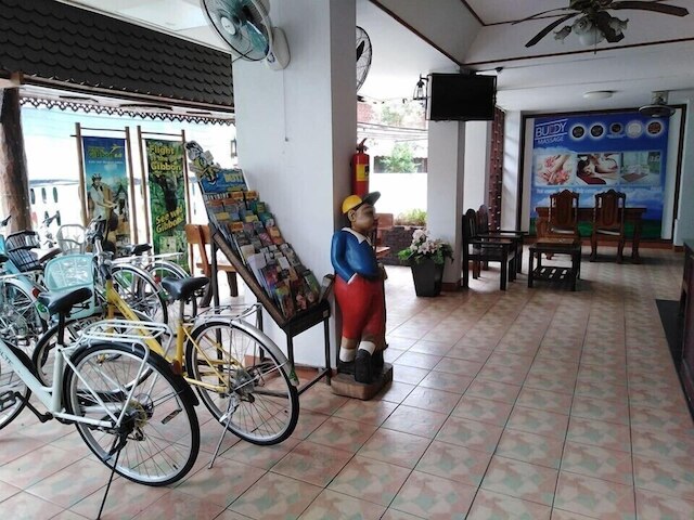 バディ ゲストハウス