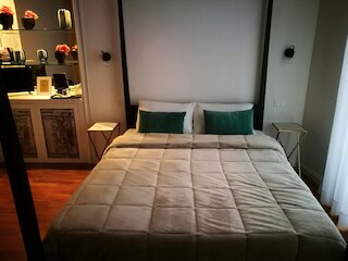 イル ロゾネ ラグジュアリー B&B