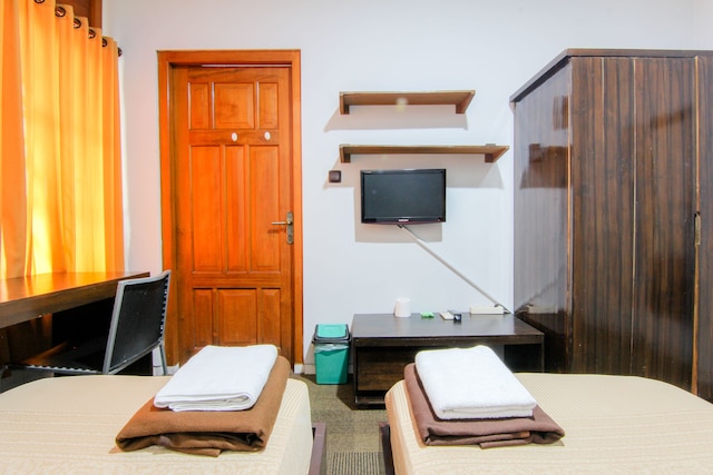 エンベ エネム ホームステイ