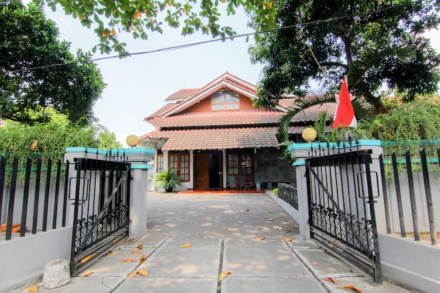 エンベ エネム ホームステイ