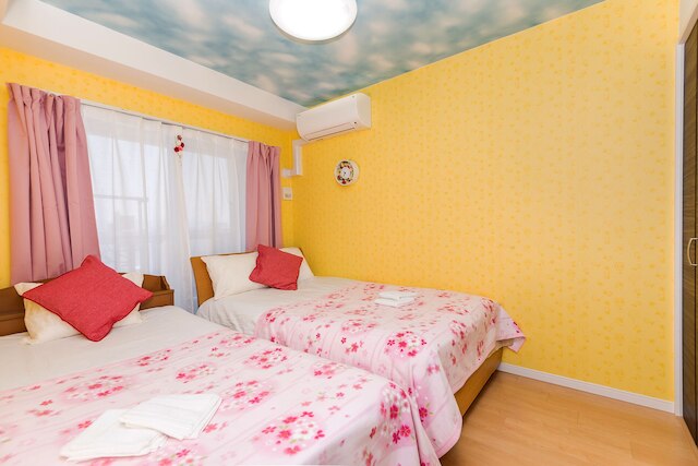 Sunny and Comfortable Apartment 73