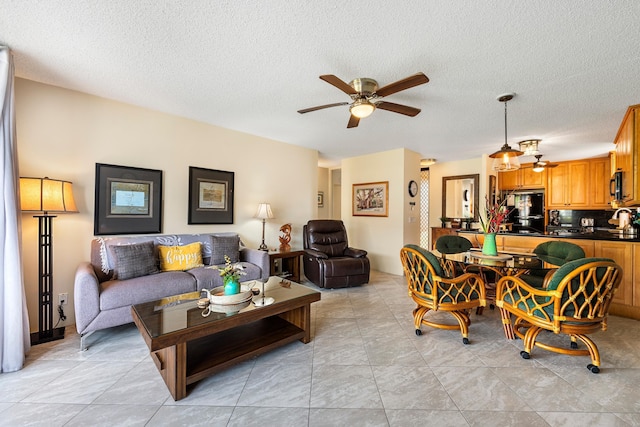 コナ マカイ 2-201