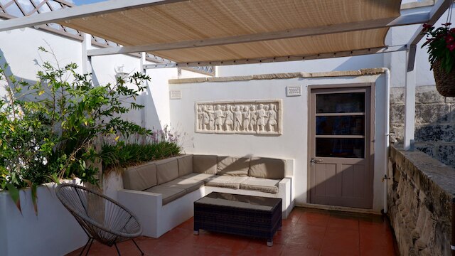 ビレッジ ナイツ アコモデーション