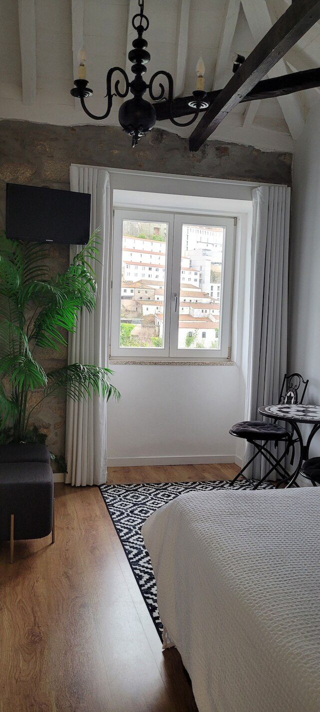 レッド ハウス バイ ザ リバー