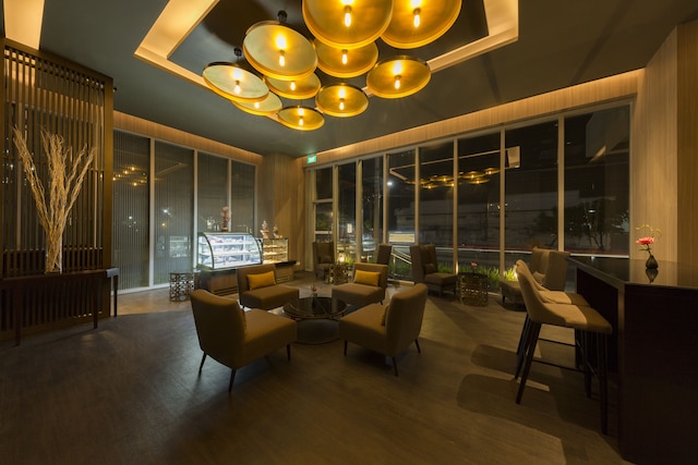 ジーラックス ホテル & レジデンス