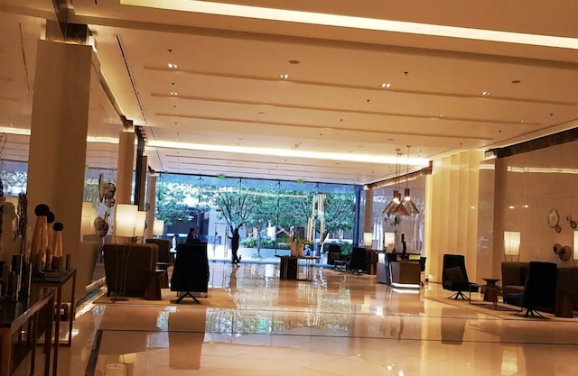 8 ニュータウン ブールバード、SIET