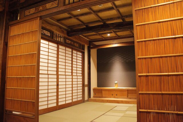 都電屋 Toden Hotel