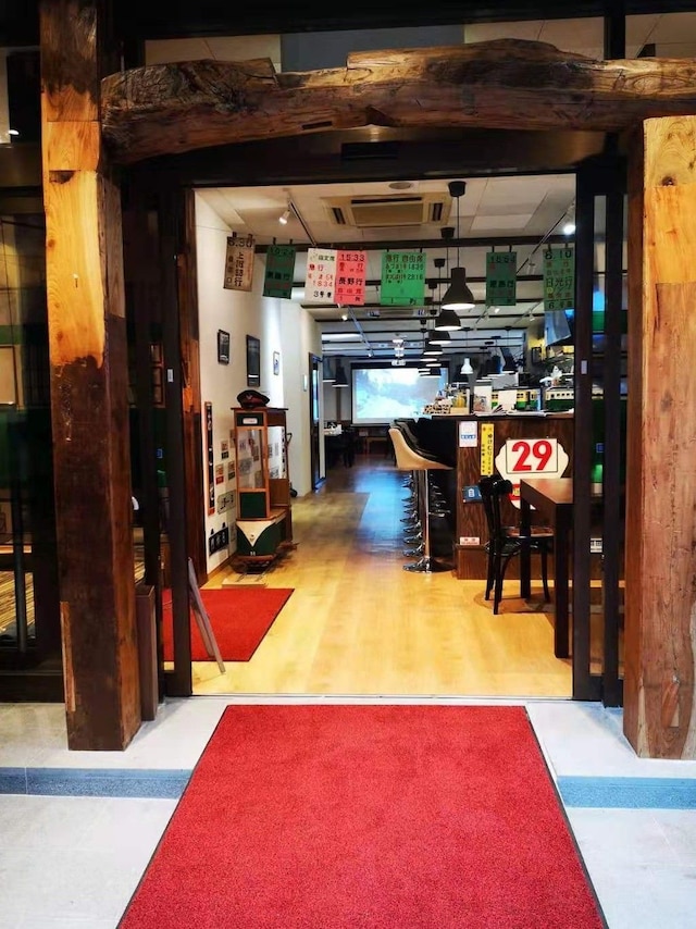 都電屋 Toden Hotel