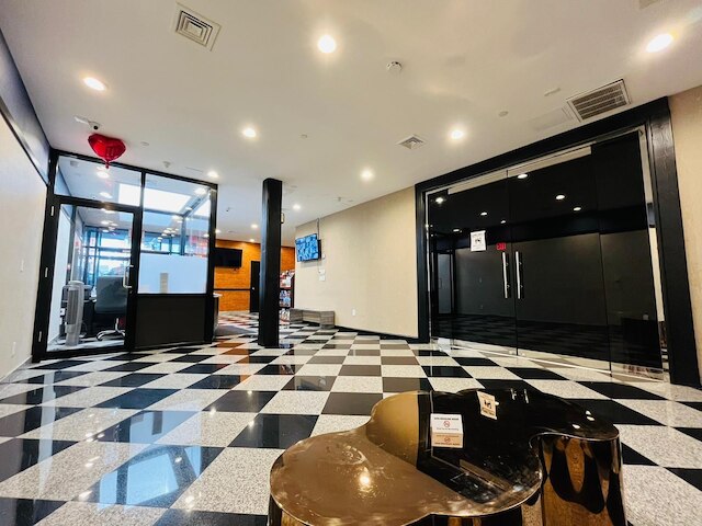 ホテル キー ラガーディア エアポート