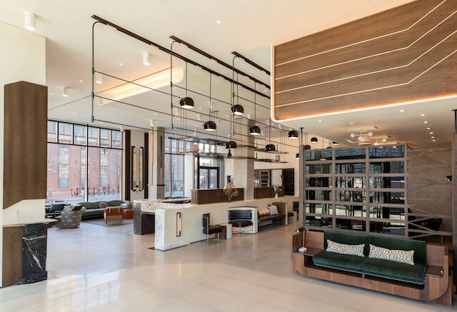 トンプソンワシントンD.C.、ハイアットによって