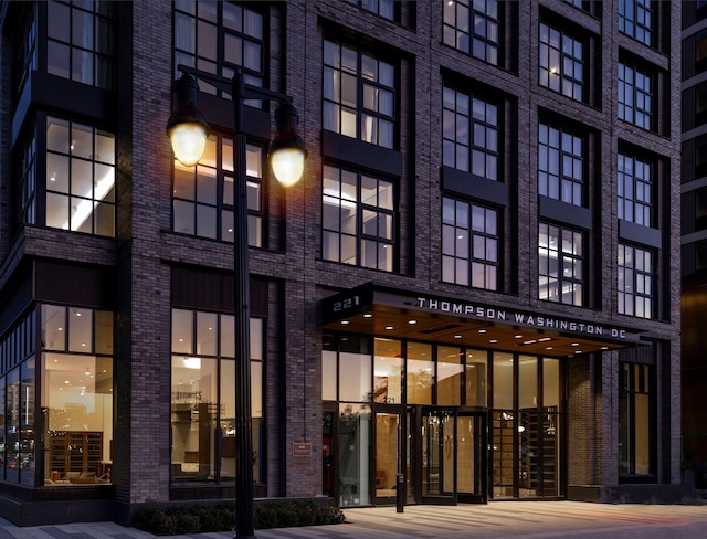 トンプソンワシントンD.C.、ハイアットによって