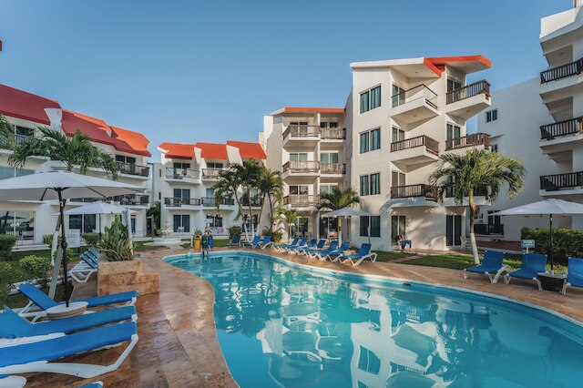 ホテル インペリアル ラス ペルラス