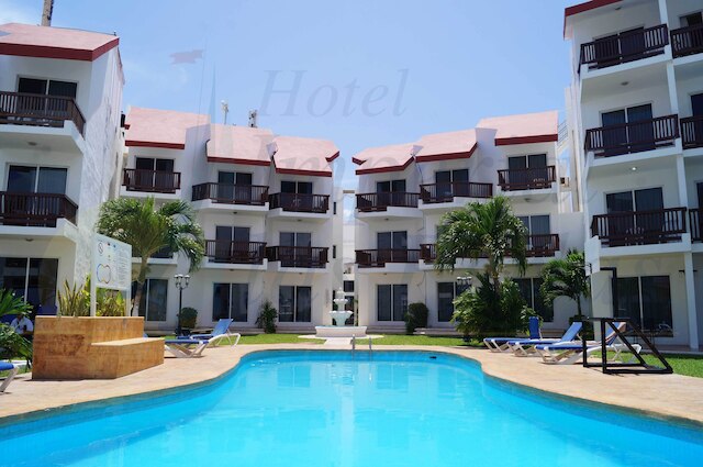 ホテル インペリアル ラス ペルラス