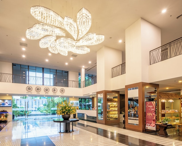 セナ ヒエ ホテル