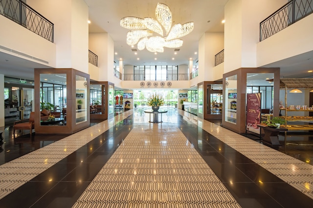 セナ ヒエ ホテル