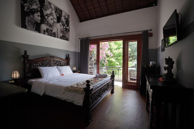 ポンドック タクス バリ