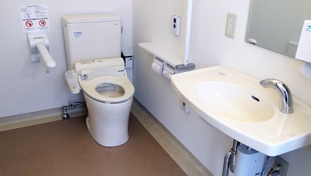 ファミリーロッジ旅籠屋・木更津金田店