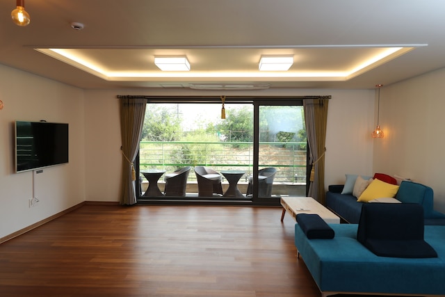 ブヨ パーク アート ヴィラズ