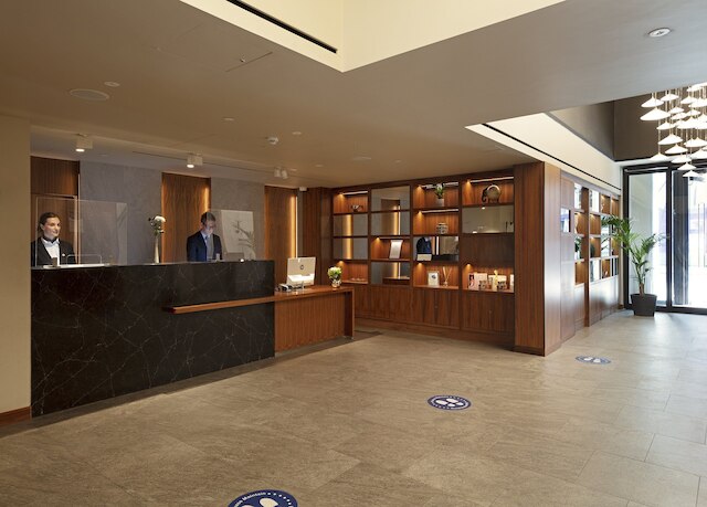 タワー スイーツ バイ ブルー オーキッド