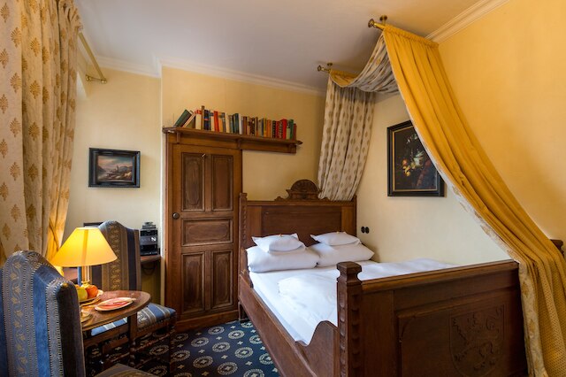 ブルクホテル アウフ シェーンブルク