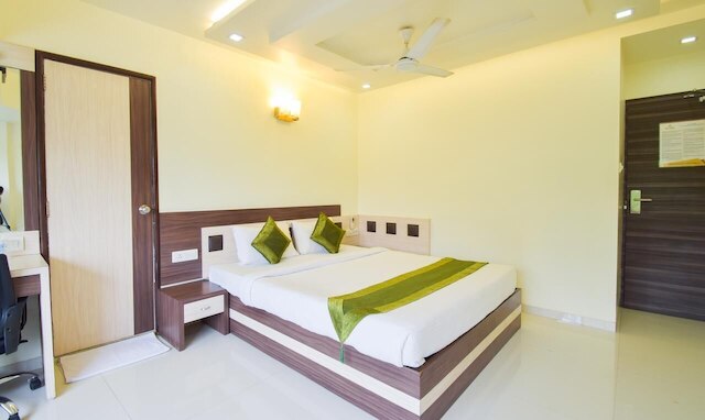 ホテル パリアット