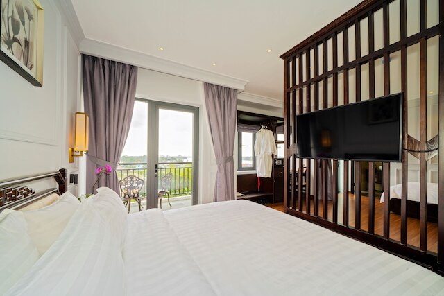 エコ ラックス リバーサイド ホテル & スパ