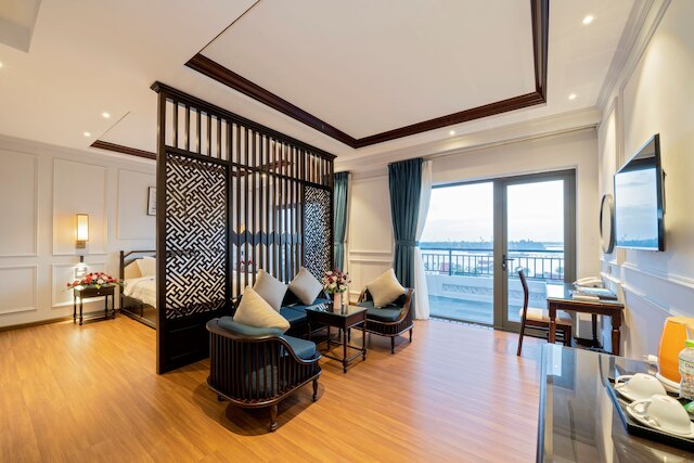 エコ ラックス リバーサイド ホテル & スパ