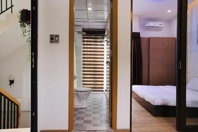 シーシャイン アパートメント