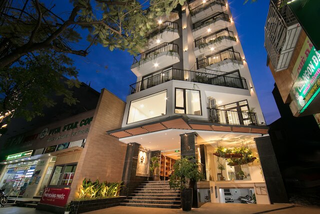 ザ ブルーム ハノイ