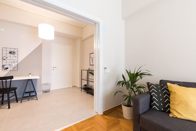 アップストリート モダン フラット、米国大使館の隣