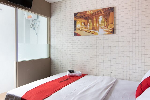 レッドドアーズ プラス ニア ハヤム ウルク 2