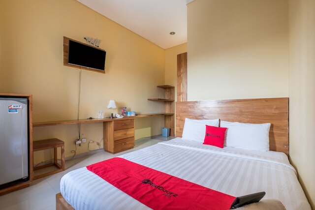 レッドドアーズ @ ケルタ ダレム シダカリヤ