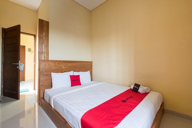 レッドドアーズ @ ケルタ ダレム シダカリヤ