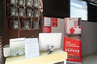 レッドドアーズ プラス @ サワ ベサール