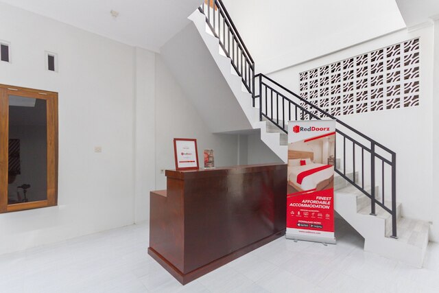 レッドドアーズ ニア パスカサールジャナ UGM 2